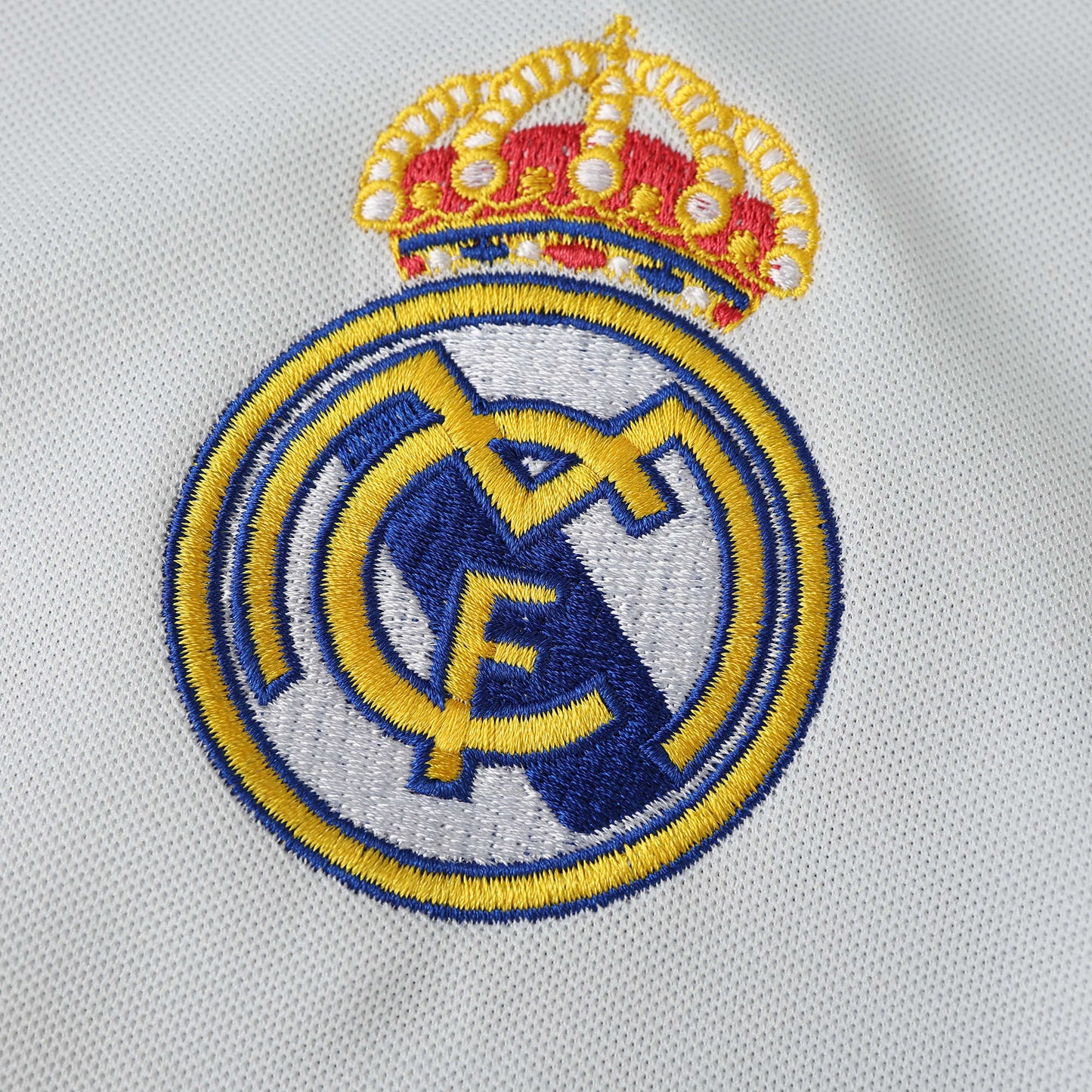RETRO REAL MADRID HOME 2016/17 HALF SLEEVES