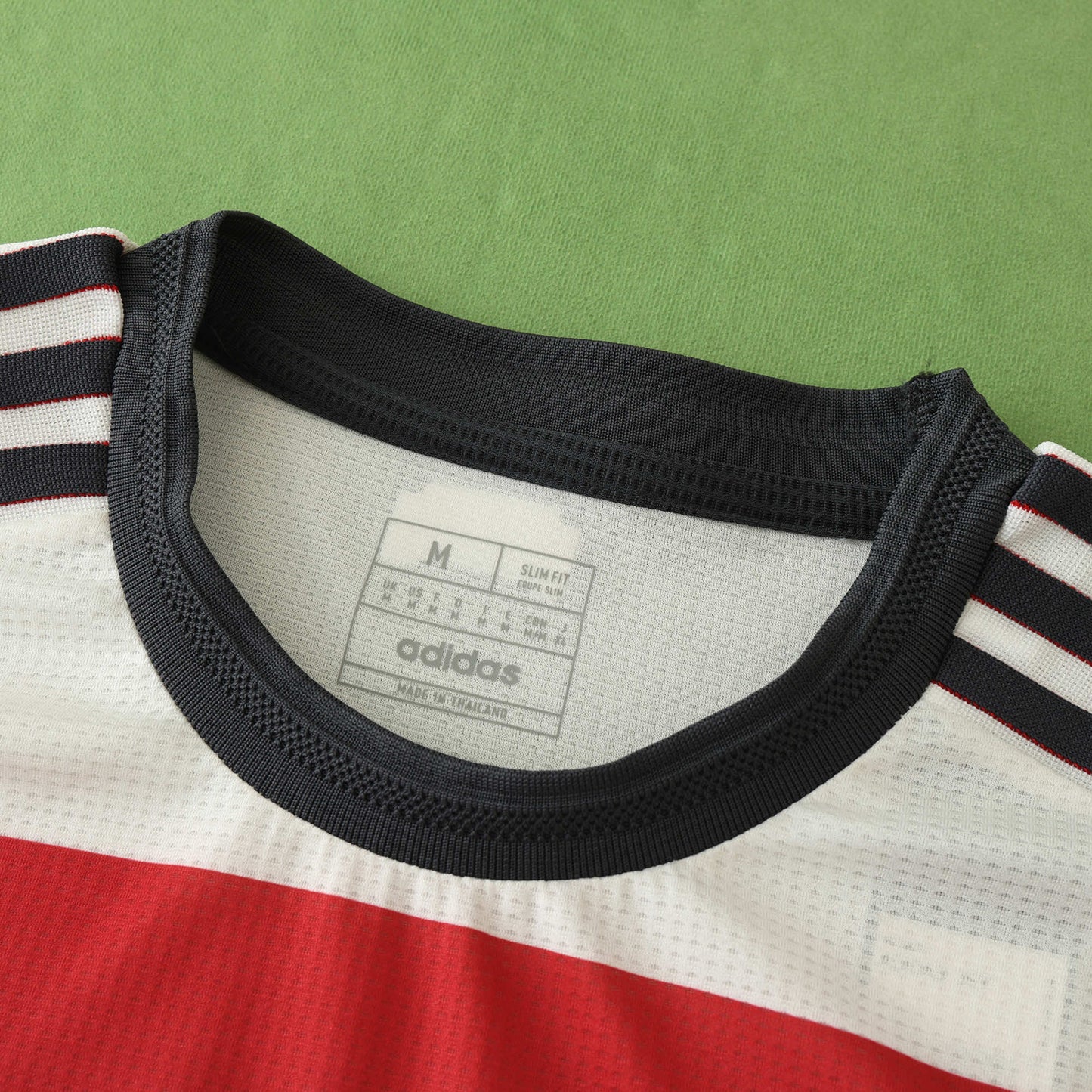 MANCHESTER UNITED THIRD KIT 24/25, PLAYER VERSION