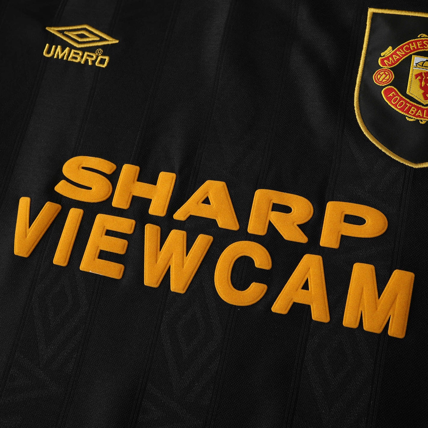 RETRO MANCHESTER UTD AWAY 1993/95 HALF SLEEVES