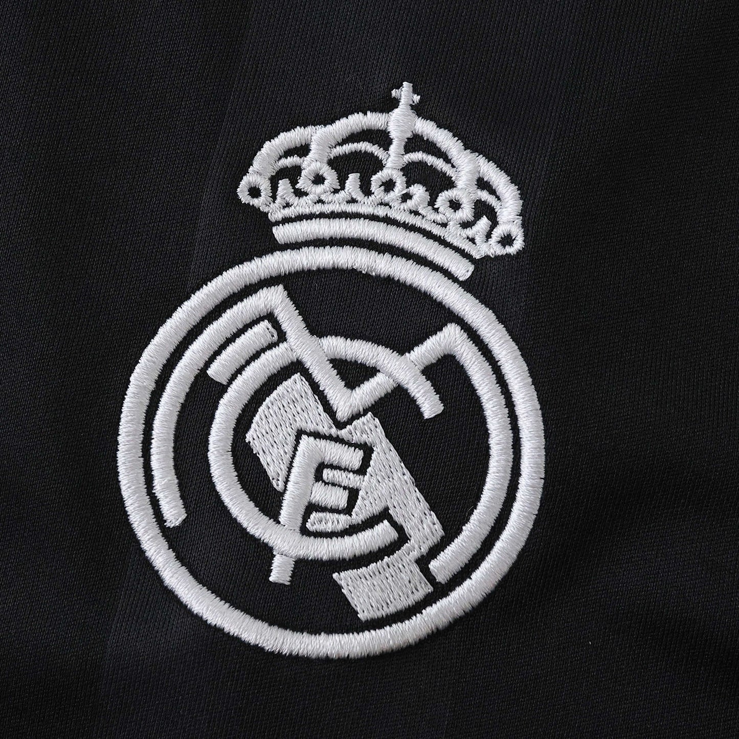 REAL MADRID GOALKEEPER KIT 25/26, FAN VERSION