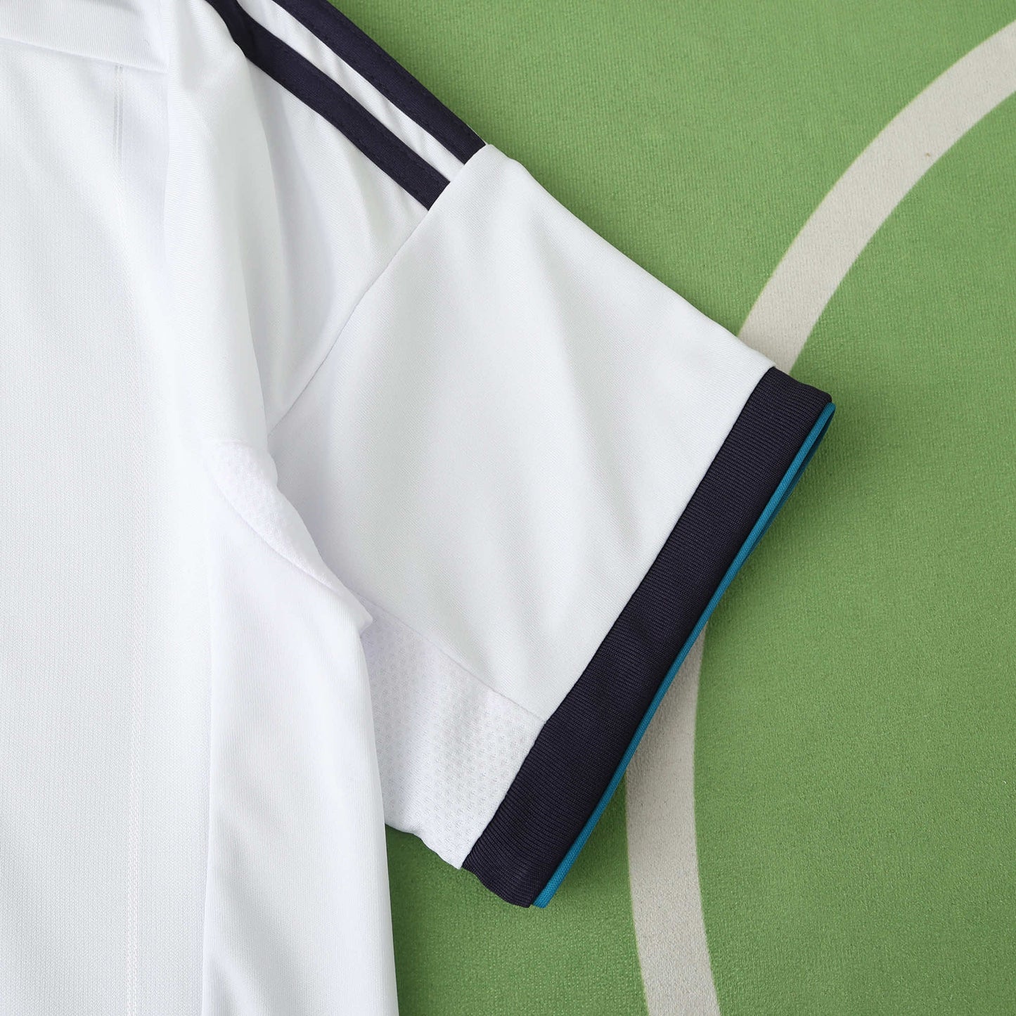 RETRO REAL MADRID HOME 2012/13 HALF SLEEVES