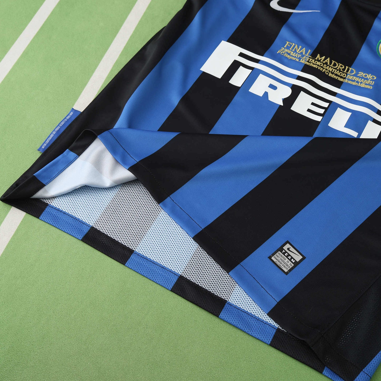 RETRO INTER MILAN HOME 2010