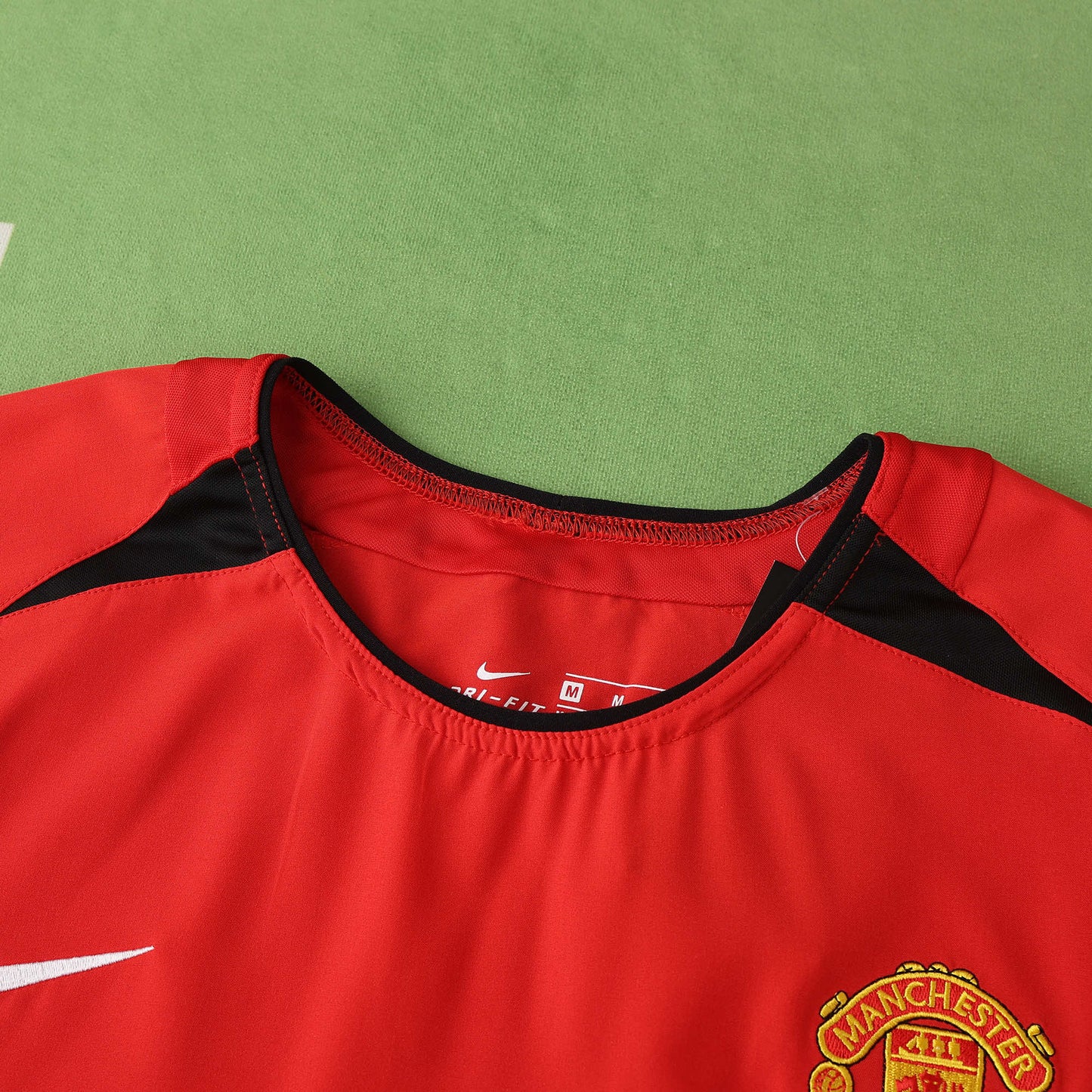 RETRO MANCHESTER UTD. HOME 2002/04