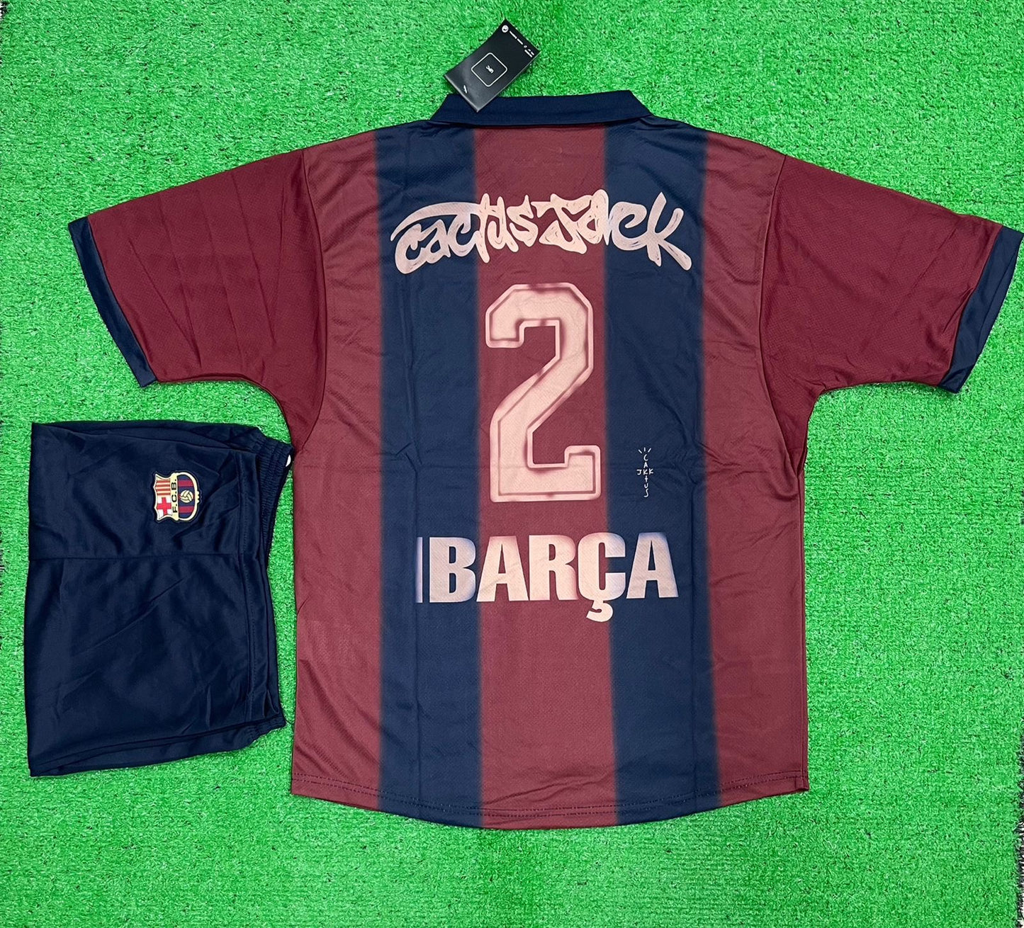 FC BARCELONA x TRAVIS RETRO FULL KIT (JERSEY AND SHORTS)