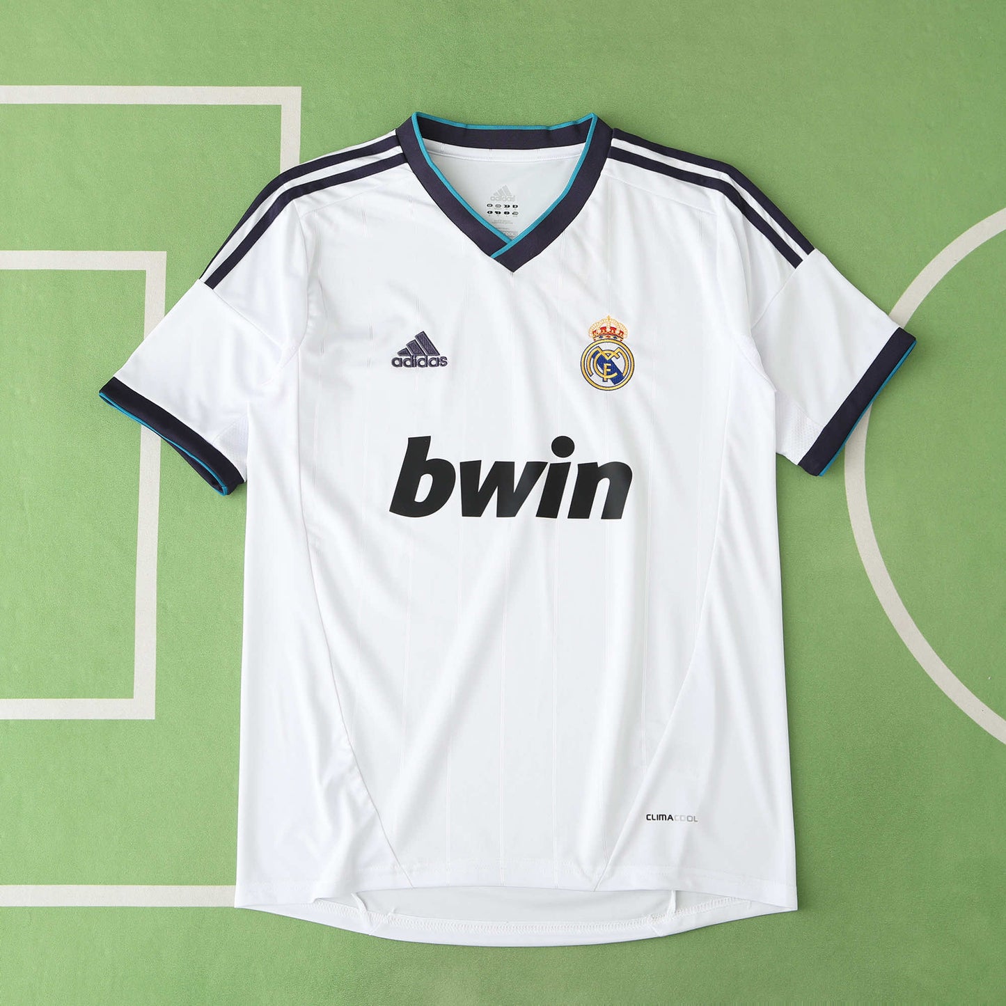 RETRO REAL MADRID HOME 2012/13 HALF SLEEVES