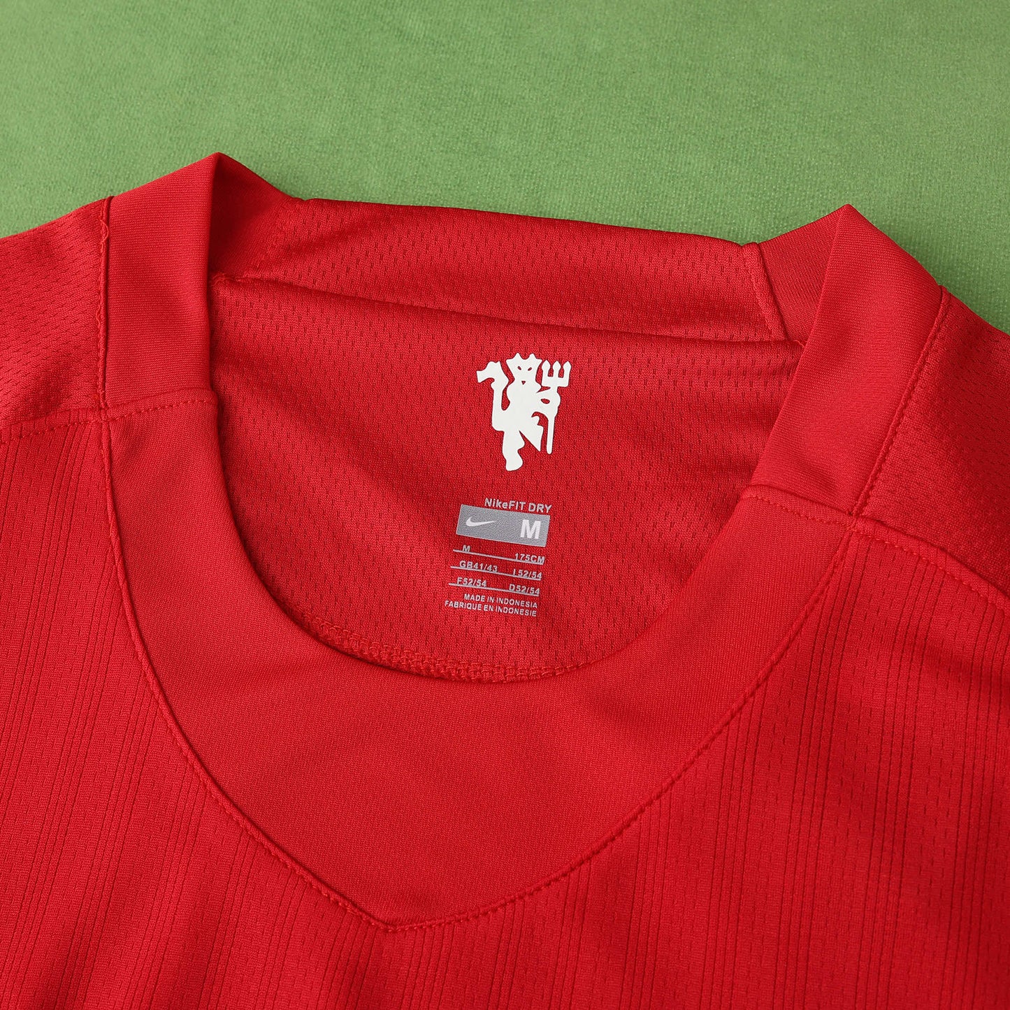 RETRO MANCHESTER UNITED HOME 2008/09 (CHAMPIONS) HALF SLEEVES