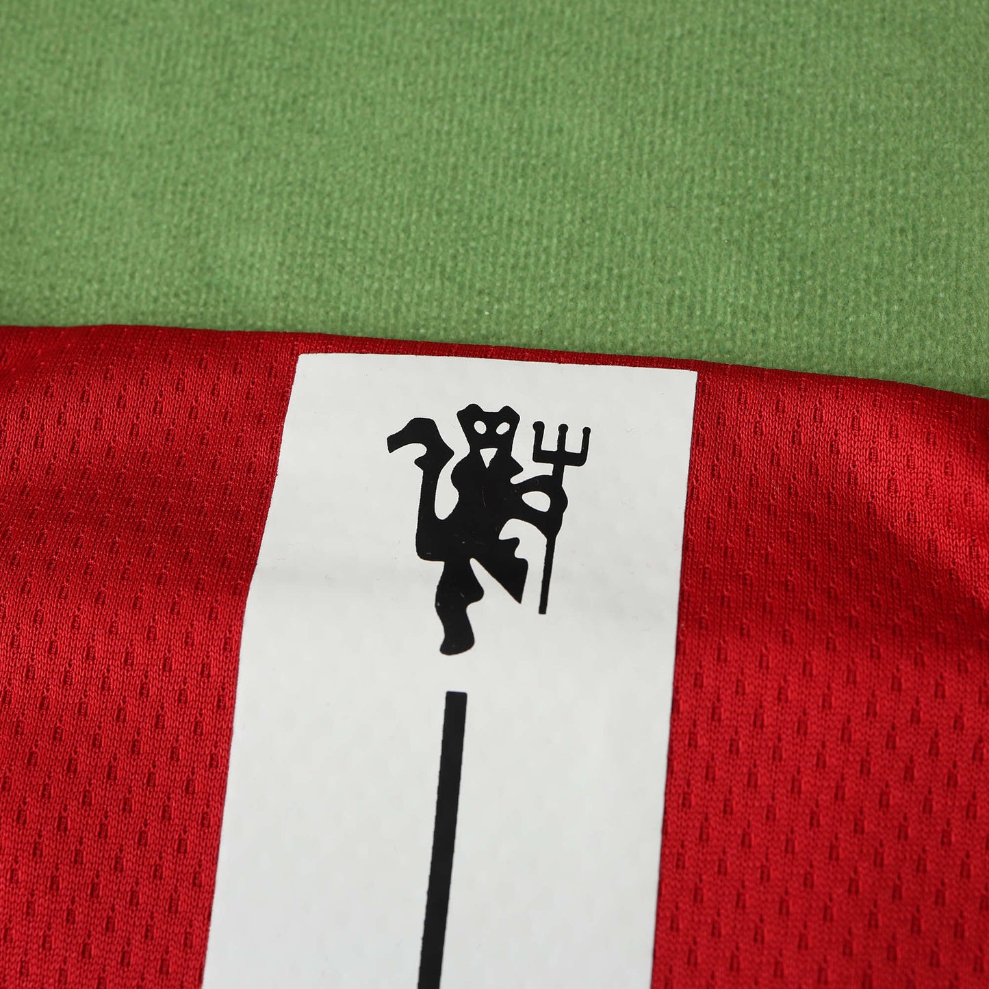 RETRO MANCHESTER UNITED HOME 2008/09 (CHAMPIONS) HALF SLEEVES