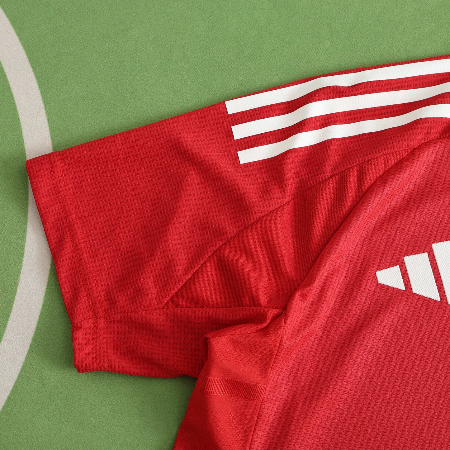 MANCHESTER UNITED HOME KIT 24/25, PLAYER VERSION