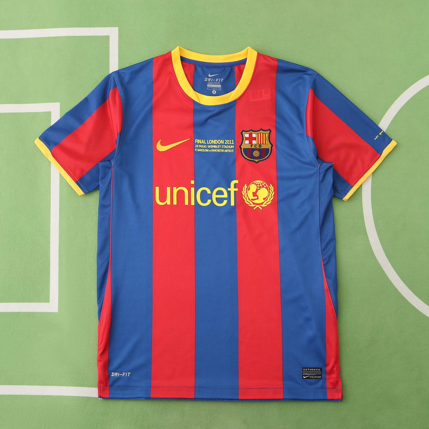 RETRO BARCELONA HOME 2010/11 HALF SLEEVES