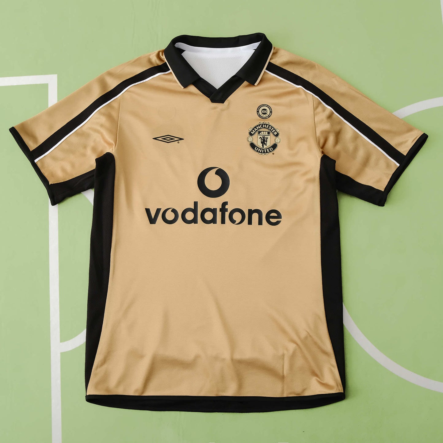 MANCHESTER UTD REVERSABLE RETRO