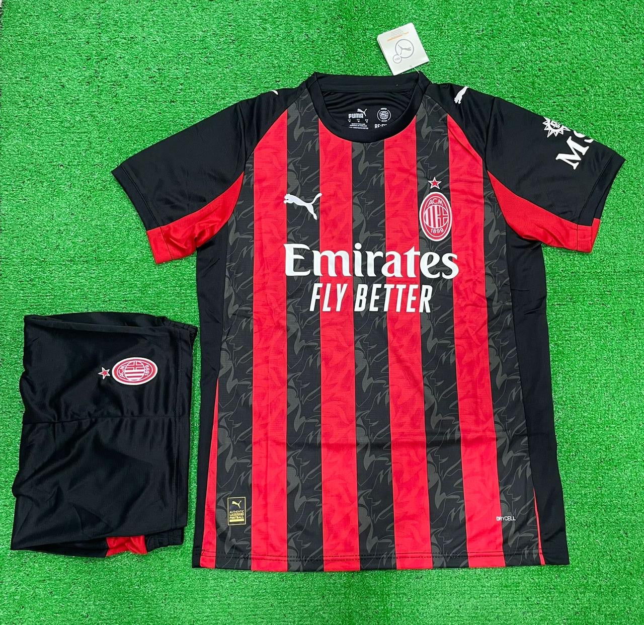 AC MILAN HOME 25/26, FULL KIT (JERSEY AND SHORTS)