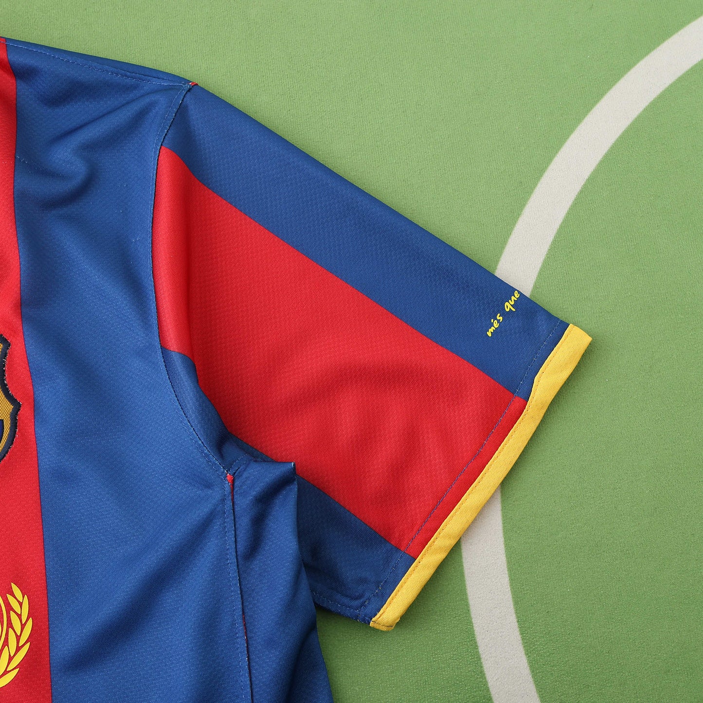 RETRO BARCELONA HOME 2010/11 HALF SLEEVES