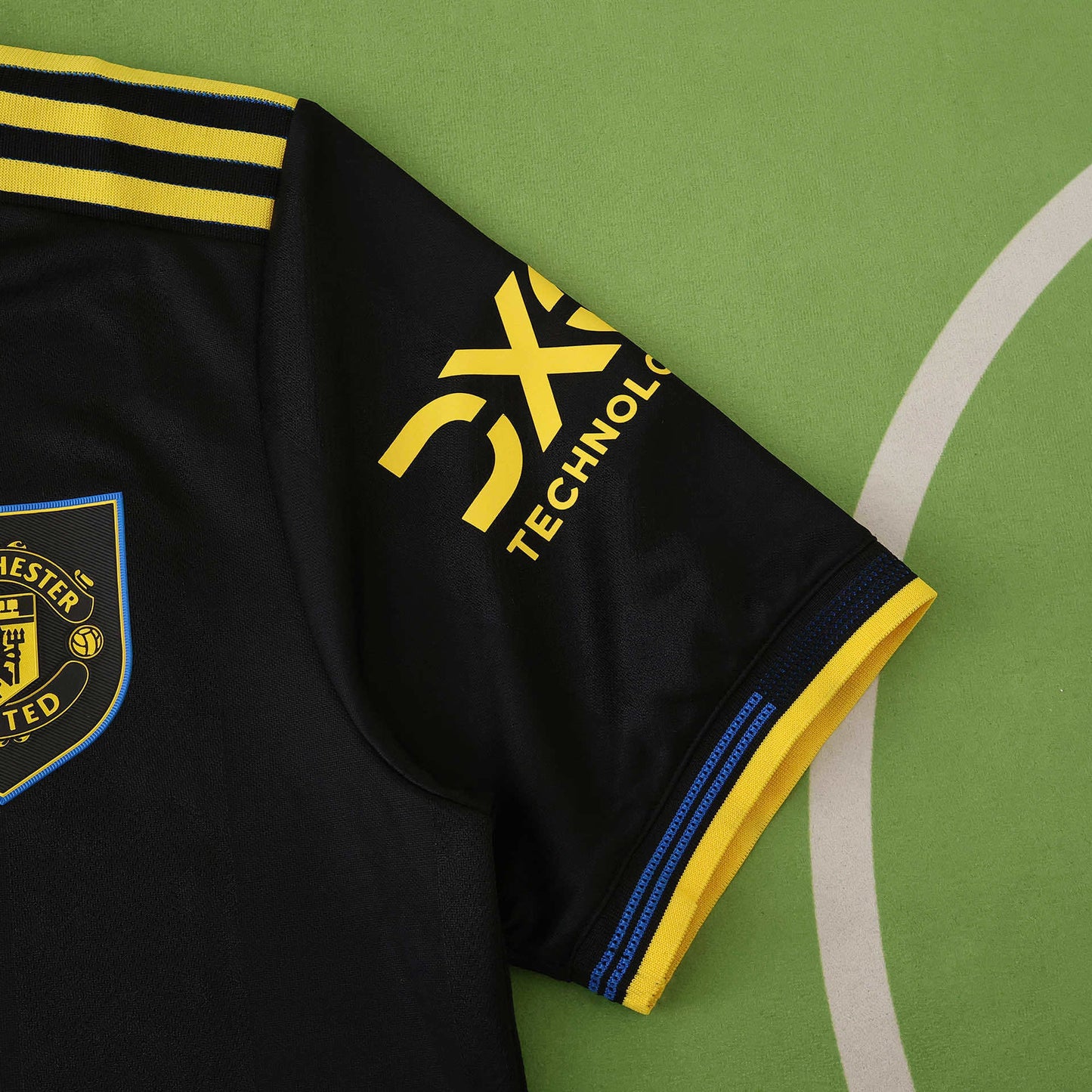 MANCHESTER UNITED THIRD KIT 25/26, PLAYER VERSION