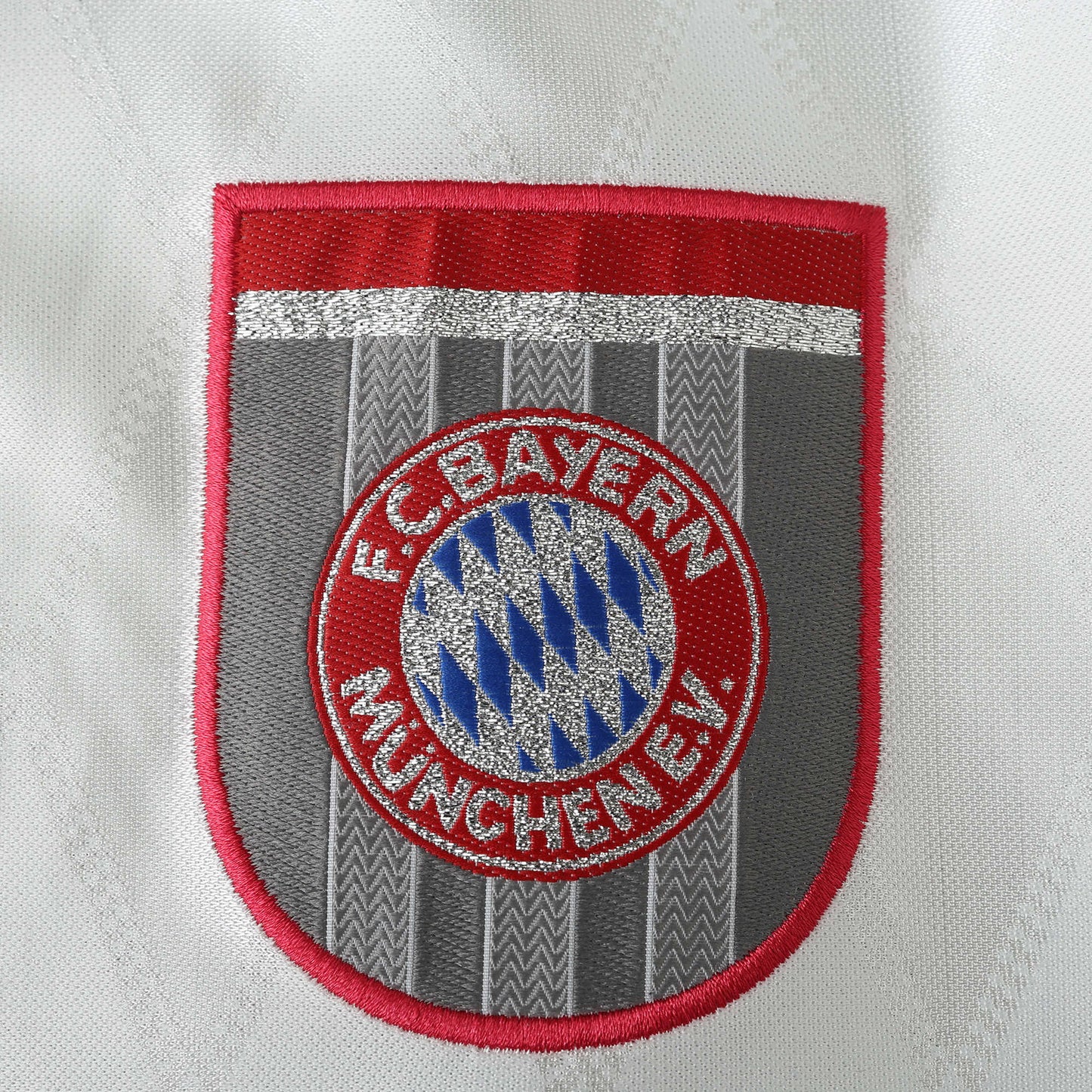 RETRO BAYERN MUNICH AWAY 1997/98