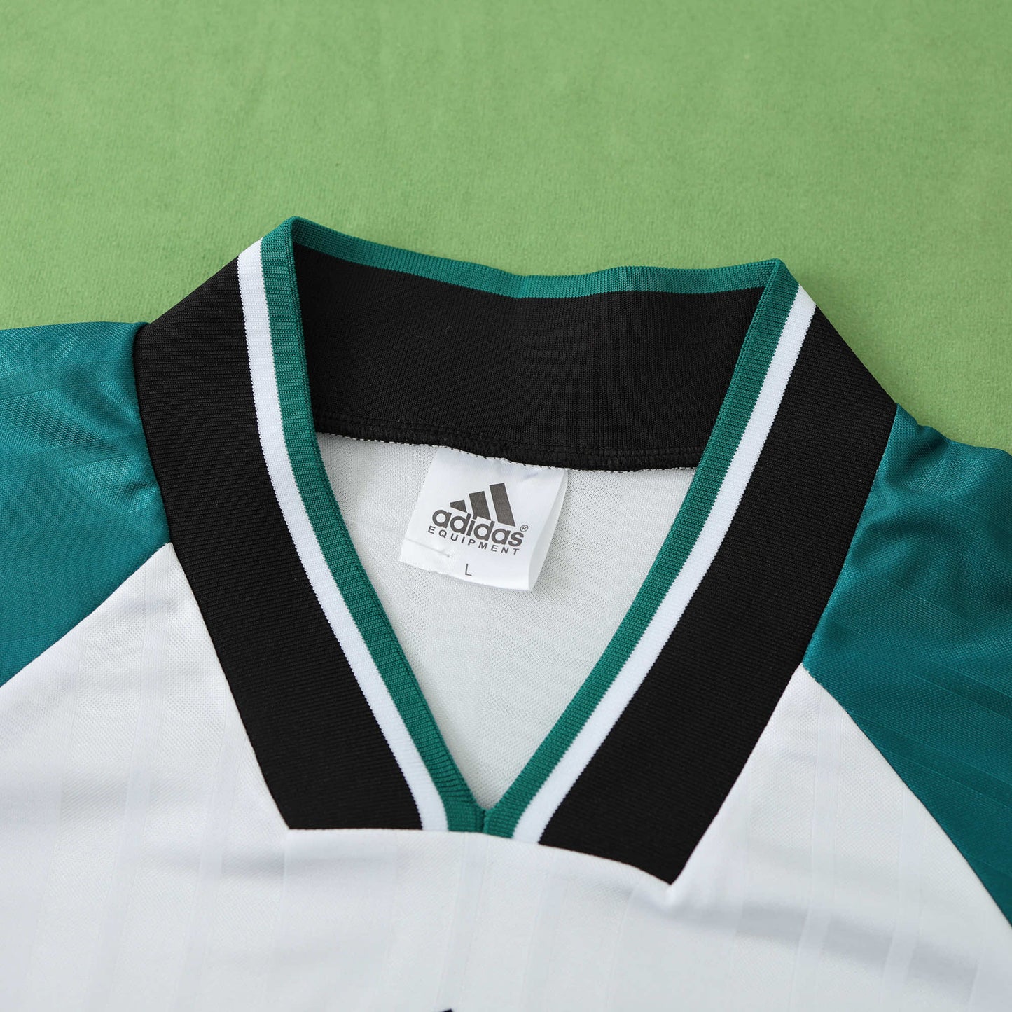 RETRO LIVERPOOL AWAY 1994/96 HALF SLEEVES