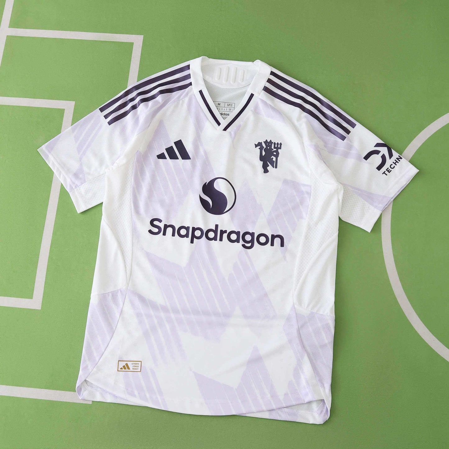 MANCHESTER UNITED AWAY KIT 25/26, PLAYER VERSION
