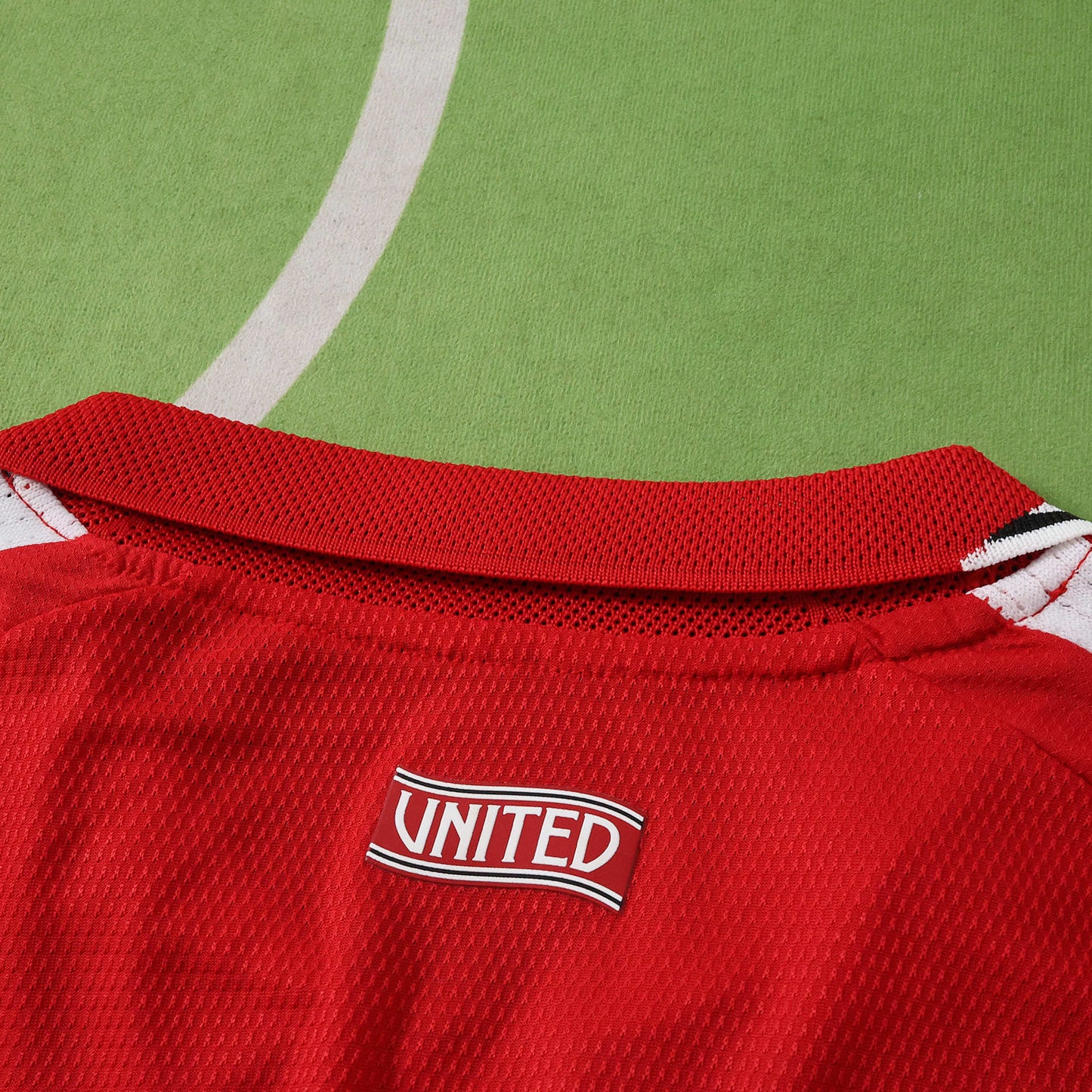 MANCHESTER UNITED HOME KIT 26/27, PLAYER VERSION FULL SLEEVES