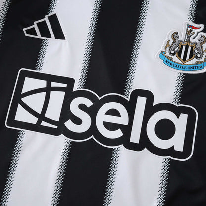 NEWCASTLE UNITED HOME KIT 25/26, FAN VERSION