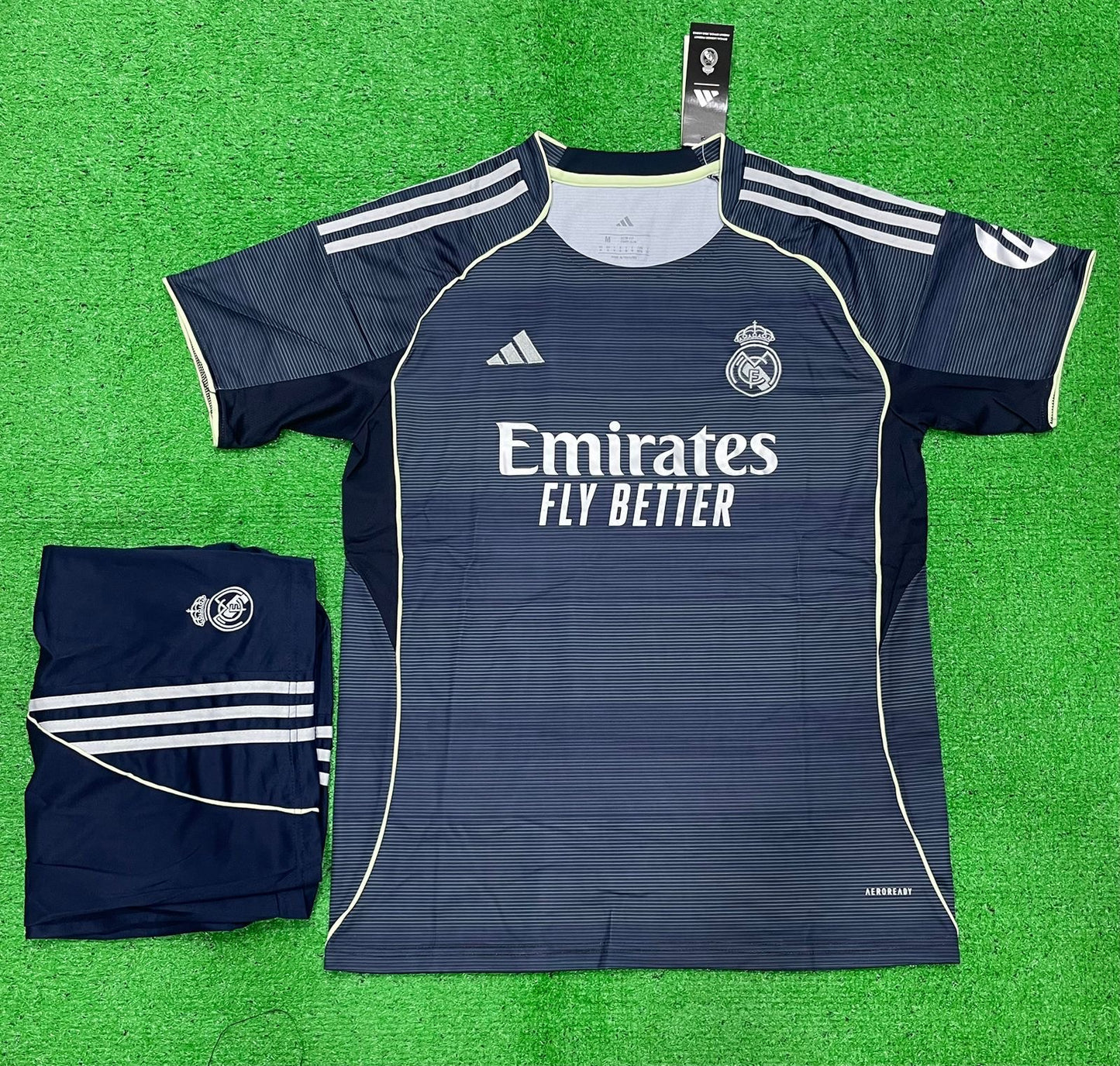 REAL MADRID AWAY FULL KIT 2025/26 (JERSEY AND SHORTS)