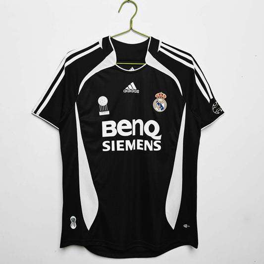 RETRO REAL MADRID AWAY 2006/07 HALF SLEEVES