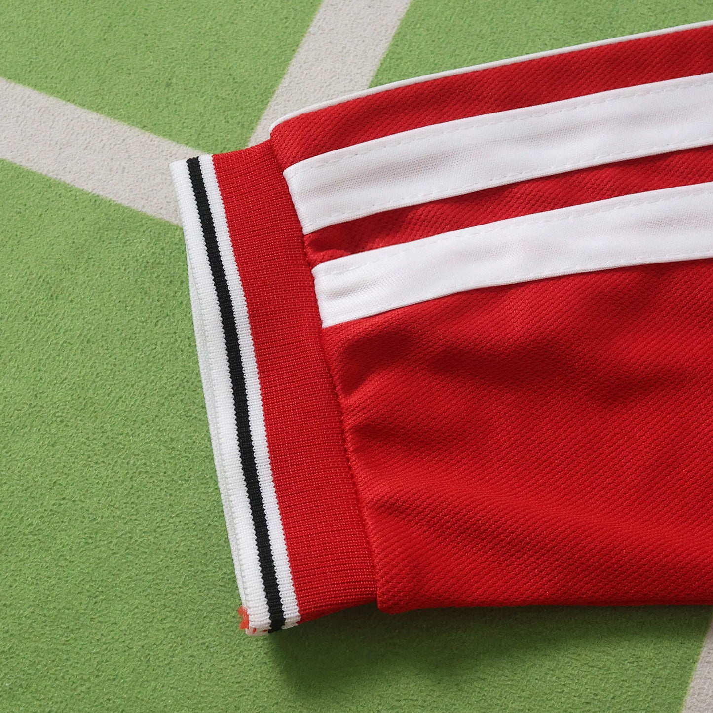 MANCHESTER UTD. HOME KIT 26/27 FULL SLEEVES, FAN VERSION