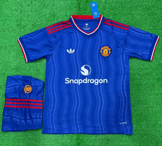 MANCHESTER UNITED AWAY FULL KIT 26/27 (JERSEY AND SHORTS)