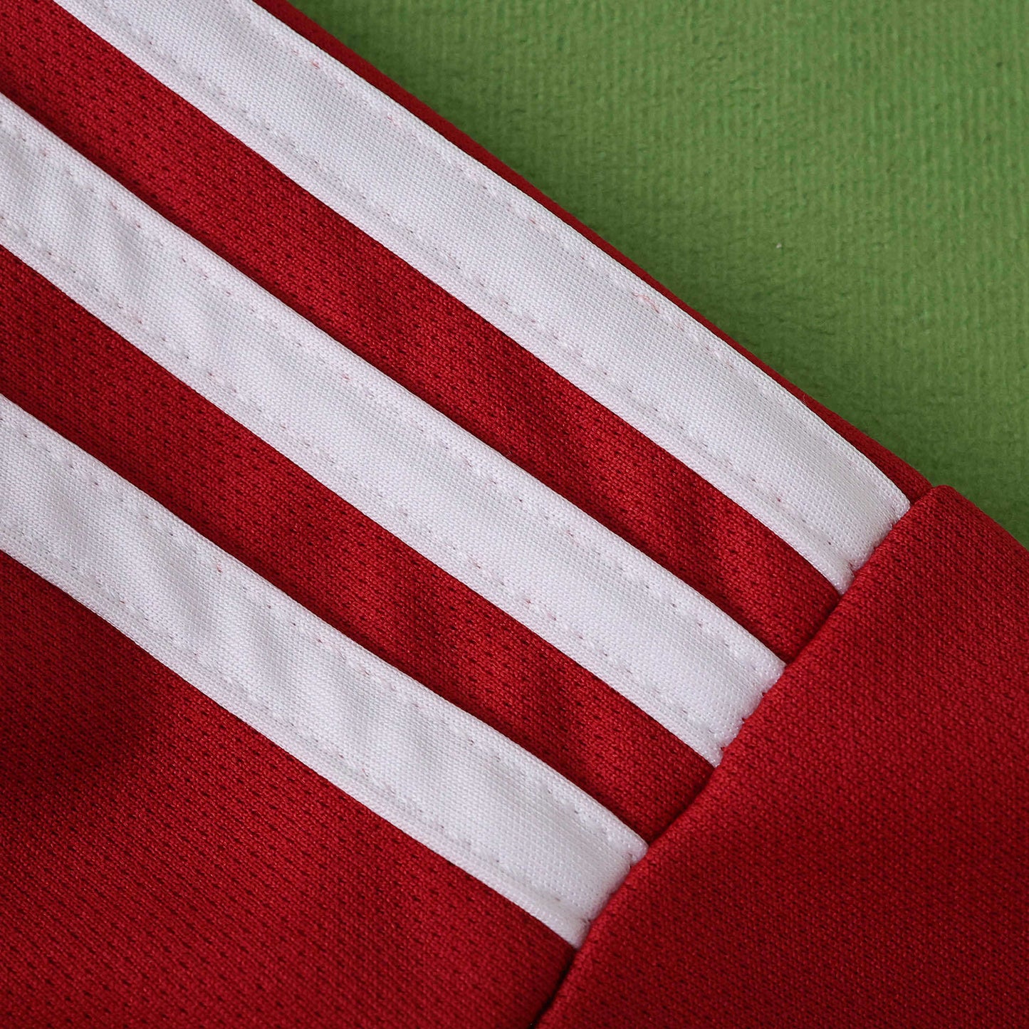 LIVERPOOL HOME KIT 25/26, FULL SLEEVES FAN VERSION