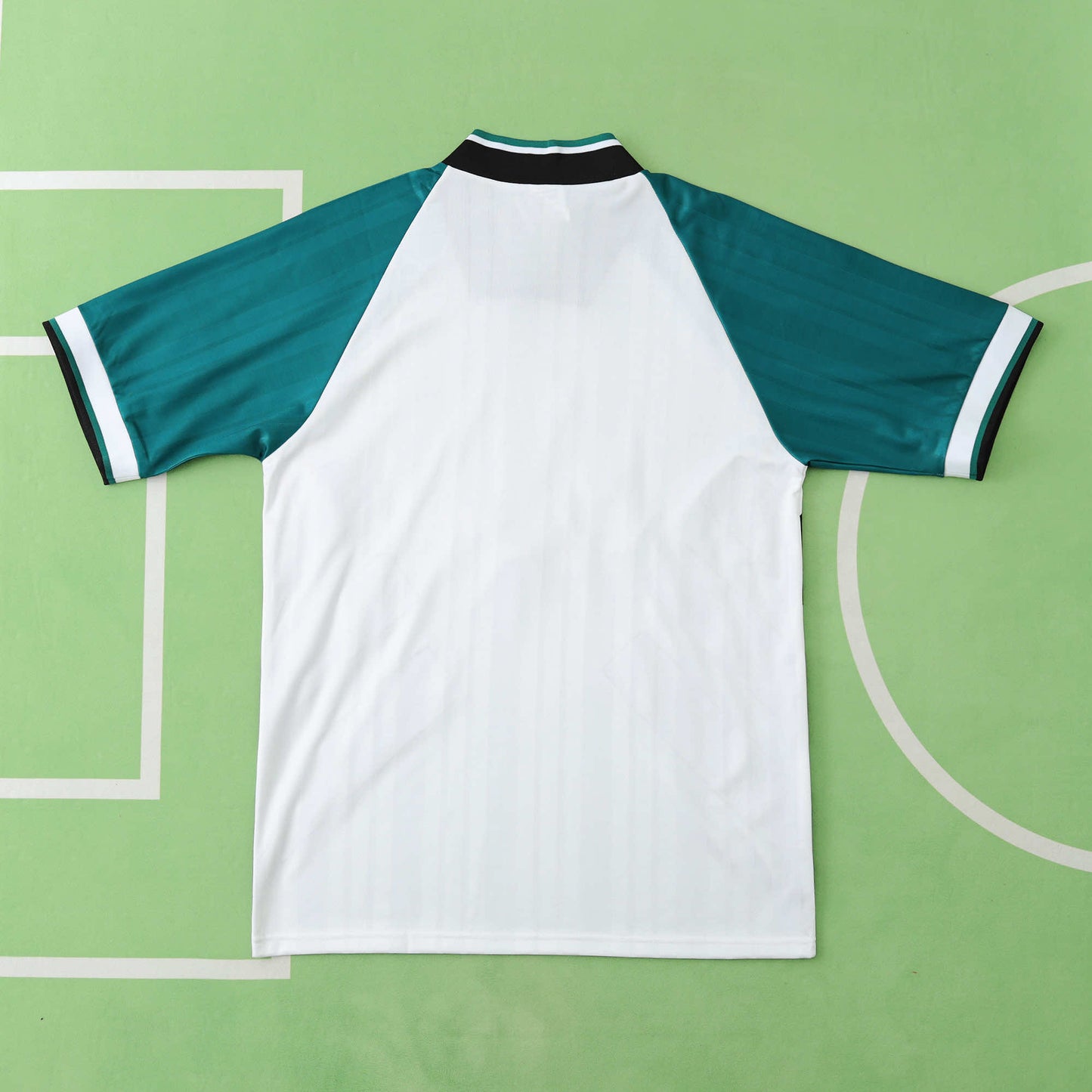 RETRO LIVERPOOL AWAY 1994/96 HALF SLEEVES