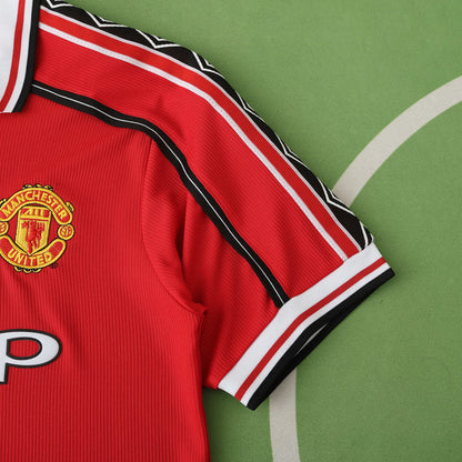 RETRO MANCHESTER UTD 1998/99 HOME HALF SLEEVES