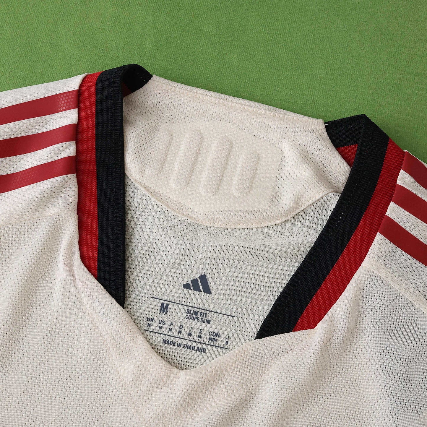 LIVERPOOL AWAY KIT 25/26, PLAYER VERSION